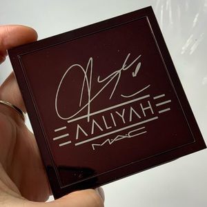 MAC Aaliyah Age Ain’t Nothing Eye Palette